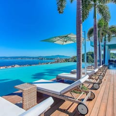 Romantic Zone Escape with Ocean Views - SOHO PV
