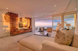 Beautiful New 3BR Condo at Indah