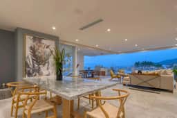 Stunning 4200sqft Oceanfront Oasis - MaxwellPV