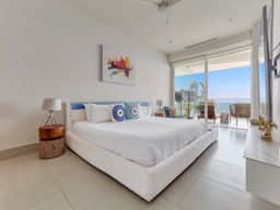 7 Floor 3BR Ocean View Condo at Indah by *Maxwell