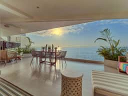 7 Floor 3BR Ocean View Condo at Indah by *Maxwell