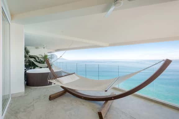 Stunning 4200sqft Oceanfront Oasis - MaxwellPV - Image 1
