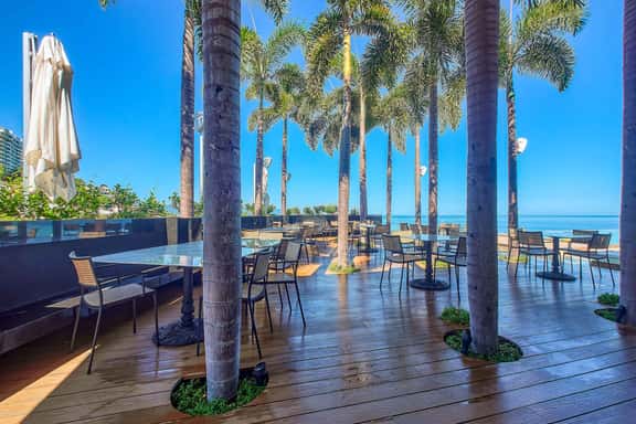 Stunning Condo in SOHO PV Best Rooftop Pool! - Image 1