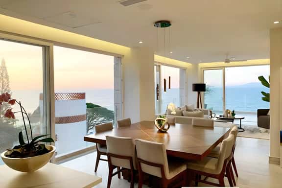 AMAZING Sayan Indah Ocean Condo - Romantic Zone #B - Image 1