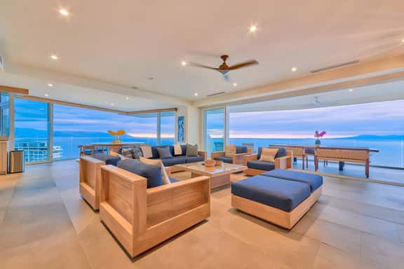 Oceanfront Corner Unit 14th floor @ Indah - Image 1