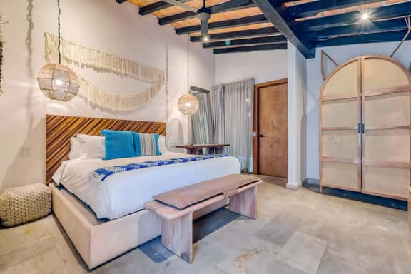 Cozy Private Room&Bath @ Indah w/ Resort Amenities - Image 1