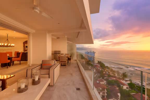Incredible 12th floor 3BR - Oceanfront - MaxwellPV - Image 1