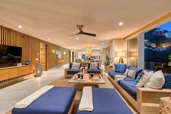 Stunning Beachfront at Indah - Image 1