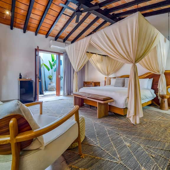 Master Suite with Private Pool + Resort Amenities - Image 1