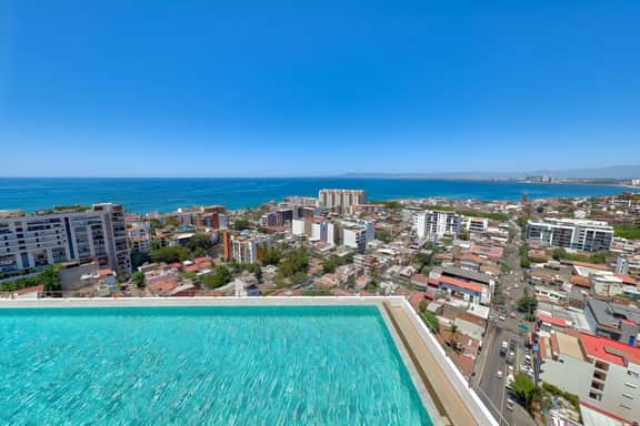 SOHO 811