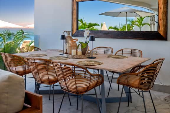 New 4BR Luxury Condo at Indah