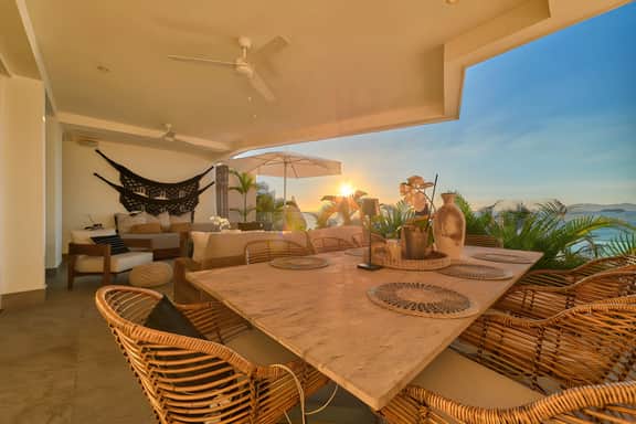 New 4BR Luxury Condo at Indah
